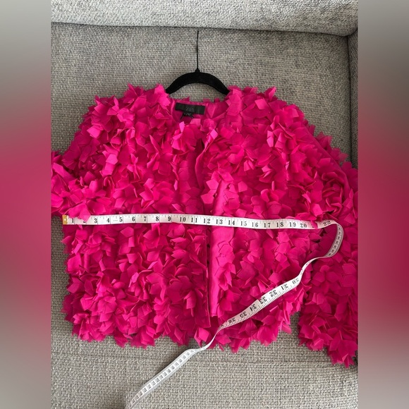 Zara fushia Petal Textured Fitted Statement Jacket – Size Medium - Picture 12 of 13